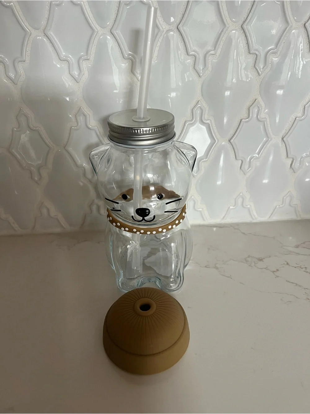 19oz Cat Glass Drink Tumbler with Straw - Tan Accents